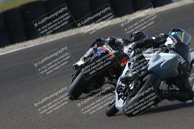 media/Oct-12-2025-CRA (Sun) [[e621380112]]/Races/Race 9/